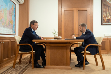 Губернатор Владислав Кузнецов на встрече с Министром науки и высшего образования Валерием Фальковым обсудил вопросы развития образования на Чукотке