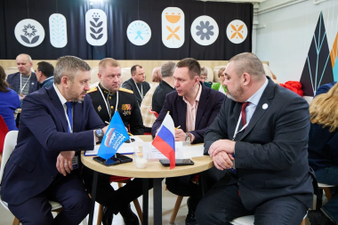 Курсанты программы «Герои Чукотки» приняли участие в обсуждении «Народной программы»