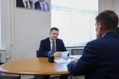 Первый заместитель Губернатора Чукотки Павел Каргаполов провел рабочую встречу с представителем Общественной палаты РФ