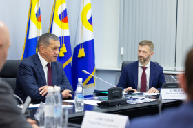 Губернатор Чукотского АО представил Юрию Трутневу план социально-экономического развития региона 