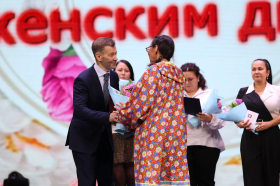 Тысячи тёплых слов жительниц Чукотки поздравили с 8 Марта