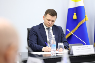 Павел Каргаполов провел совещание с советниками Аппарата Уполномоченного при Президенте РФ по правам ребенка по итогам инспекции по профилактике социального сиротства на Чукотке