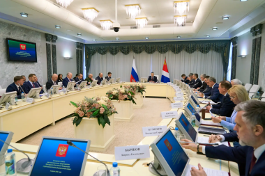 Владислав Кузнецов принял участие в заседании Совета Дальневосточного федерального округа