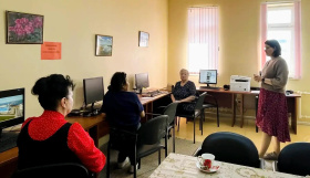 В Анадыре проходят уроки цифровой грамотности для старшего поколения
