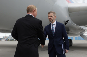 Владислав Кузнецов доложил Президенту о решении вопросов транспортной доступности на Чукотке