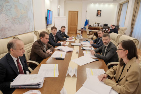 Губернатор Чукотки обсудил вопросы геологоразведки и размещения ТБО с главой Минприроды 