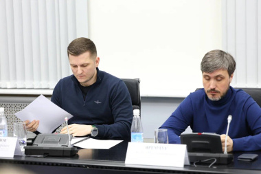 Реализацию нового нацпроекта «Семья» в округе обсудили на заседании Правительства с участием Павла Каргаполова