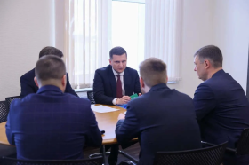 Развитие мобильной связи на Чукотке обсудили Павел Каргаполов и представители ПАО «МегаФон»