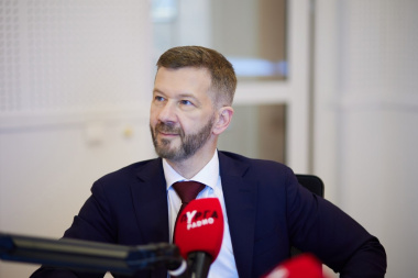 Врио губернатора Чукотки Владислав Кузнецов ответил на вопросы жителей в прямом эфире радио «Пурга»
