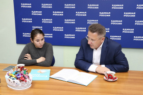 Чукотская писательница Самира Асадова стала участником благотворительного проекта «Счастье есть»