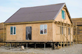 На Чукотке растёт количество жителей, получивших господдержку на строительство собственного дома