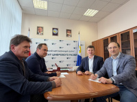 В Департаменте цифрового развития Чукотки состоялось рабочее совещание с РТРС по вопросам развития цифрового телерадиовещания и доступа в интернет