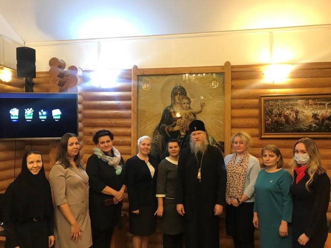 По инициативе Уполномоченного по правам человека в Чукотском автономном прошел круглый стол посвященный проблемам домашнего насилия