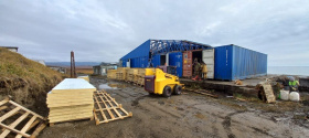 В Чукотском районе завершается строительство завода по переработке продукции морского зверя
