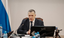 Юрий Трутнев передал бойцам на передовую СВО снаряжение и оборудование